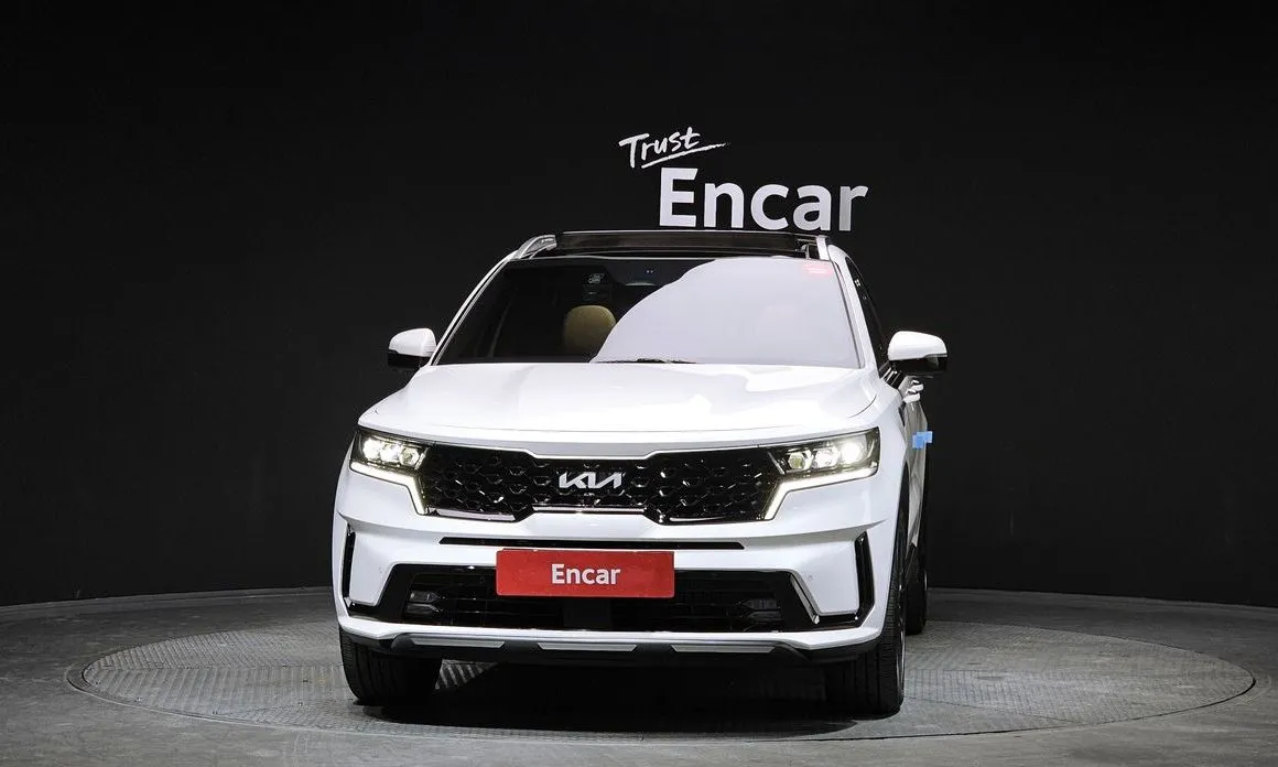 Kia Sorento — фото 5