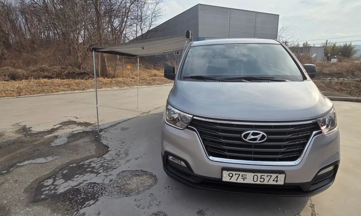 Hyundai Starex — фото 2