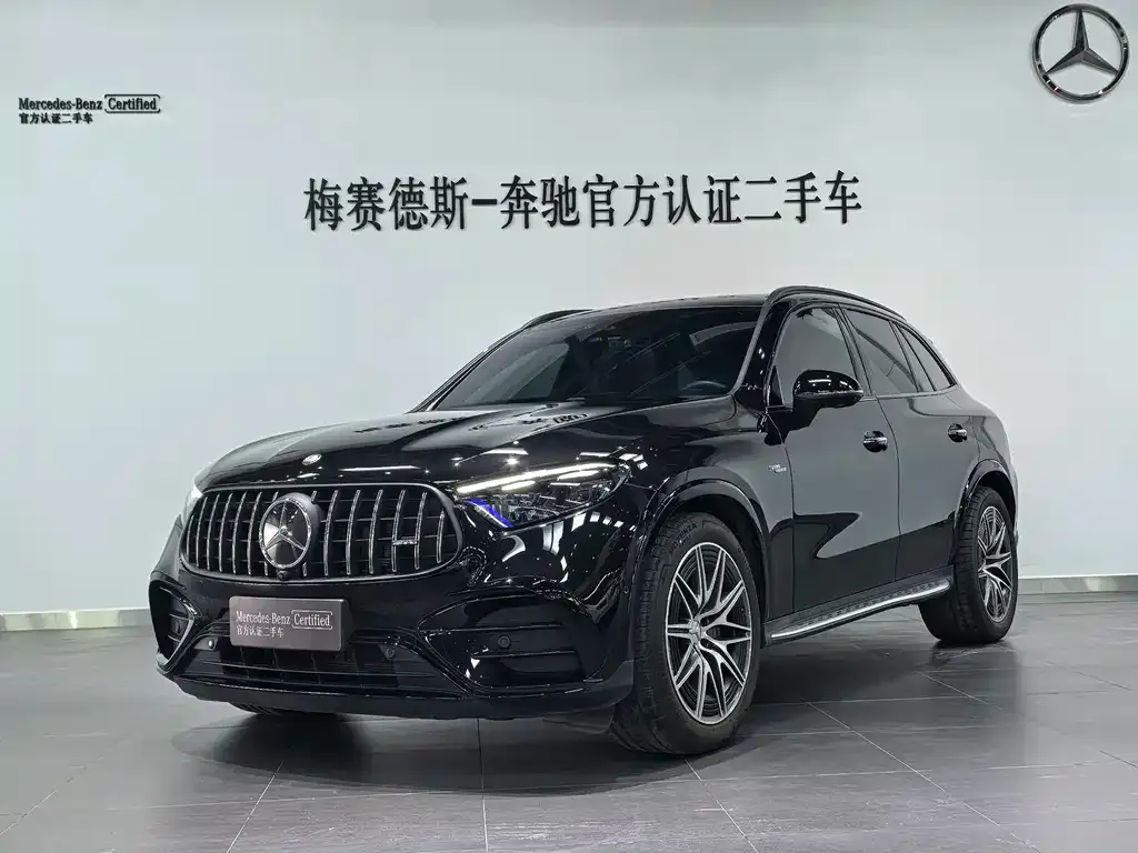 Mercedes-Benz GLC AMG — фото 1