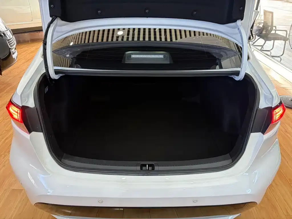 Toyota Levin — фото 10