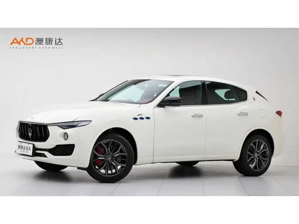Maserati Levante — фото 1