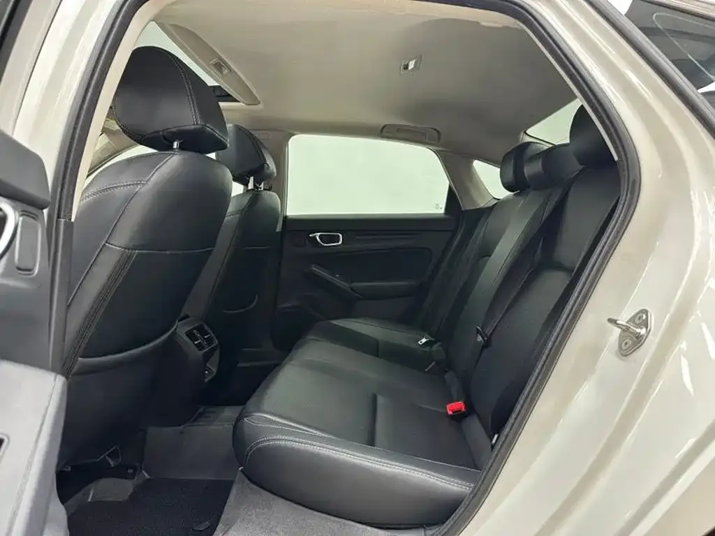 Honda Civic — фото 9