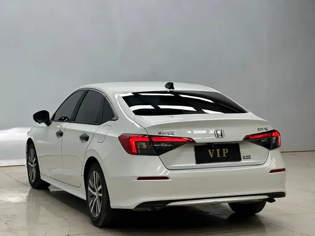 Honda Civic — фото 5