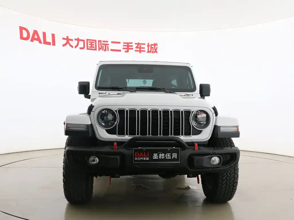 Jeep Wrangler — фото 4