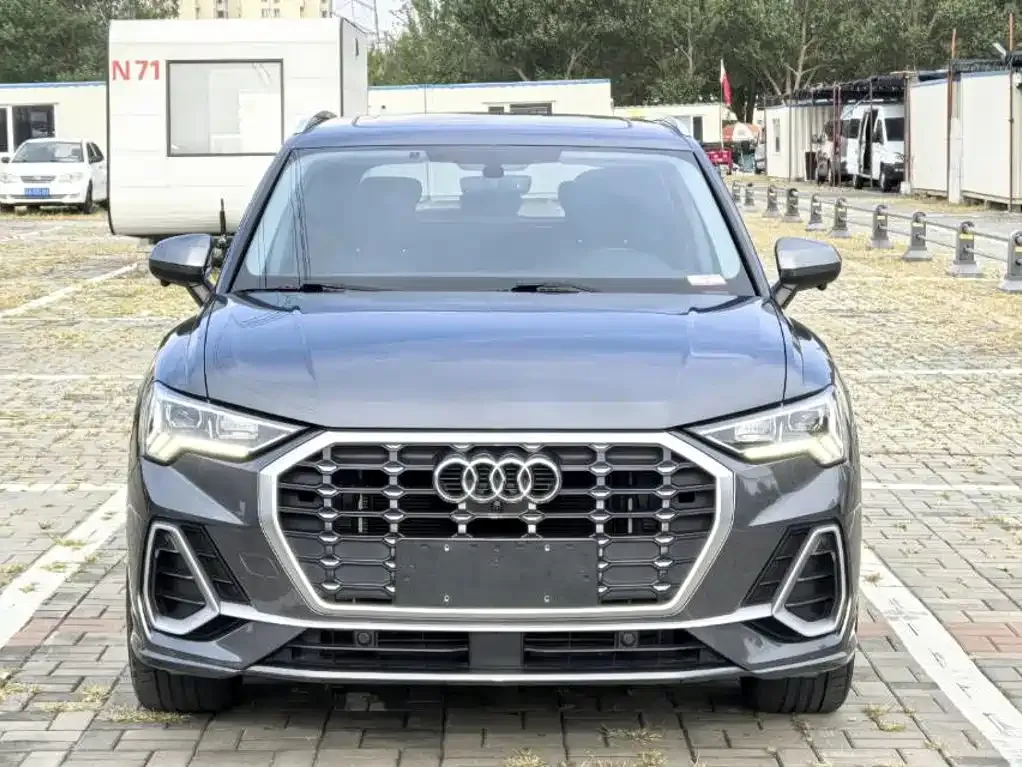 Audi Q3 — фото 4
