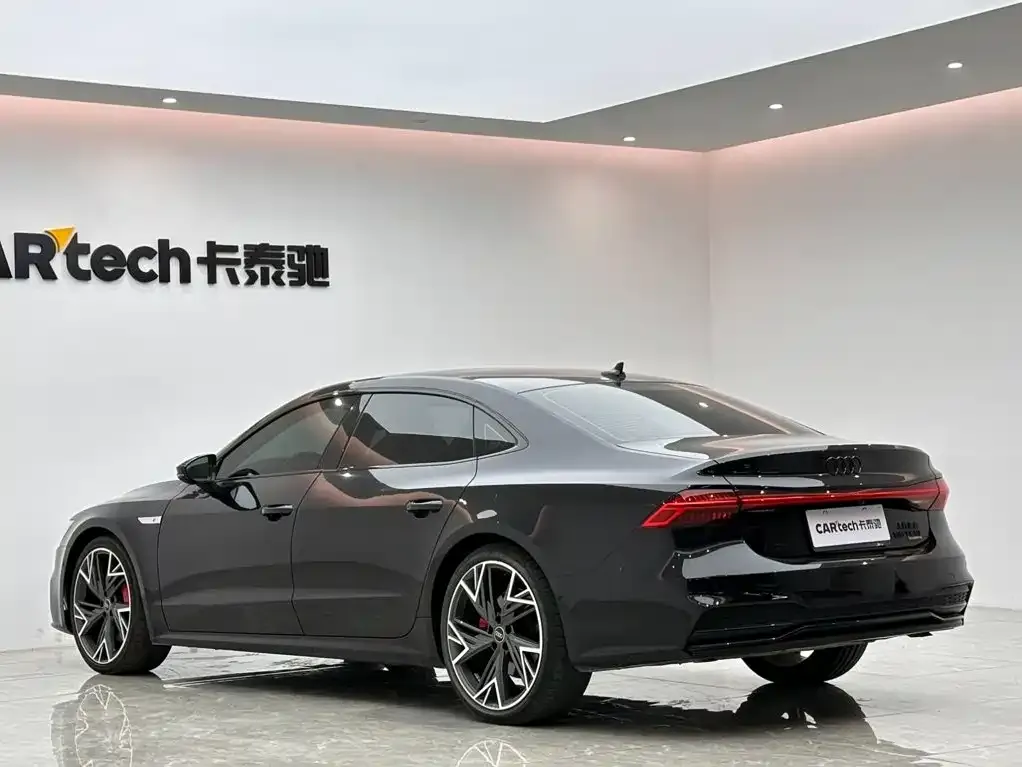 Audi A7L — фото 3