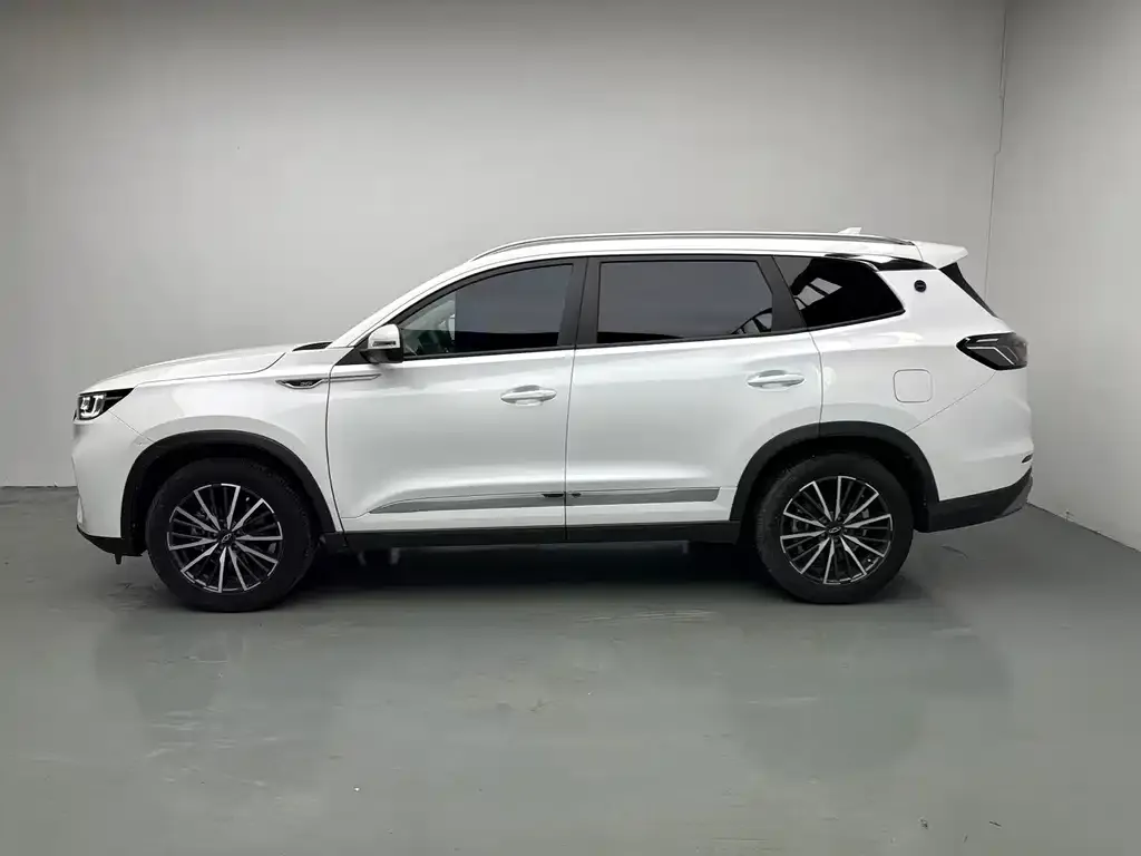 Chery Tiggo 8 PLUS — фото 9