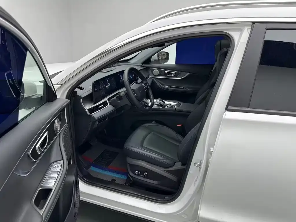 Chery Tiggo 8 PLUS — фото 8