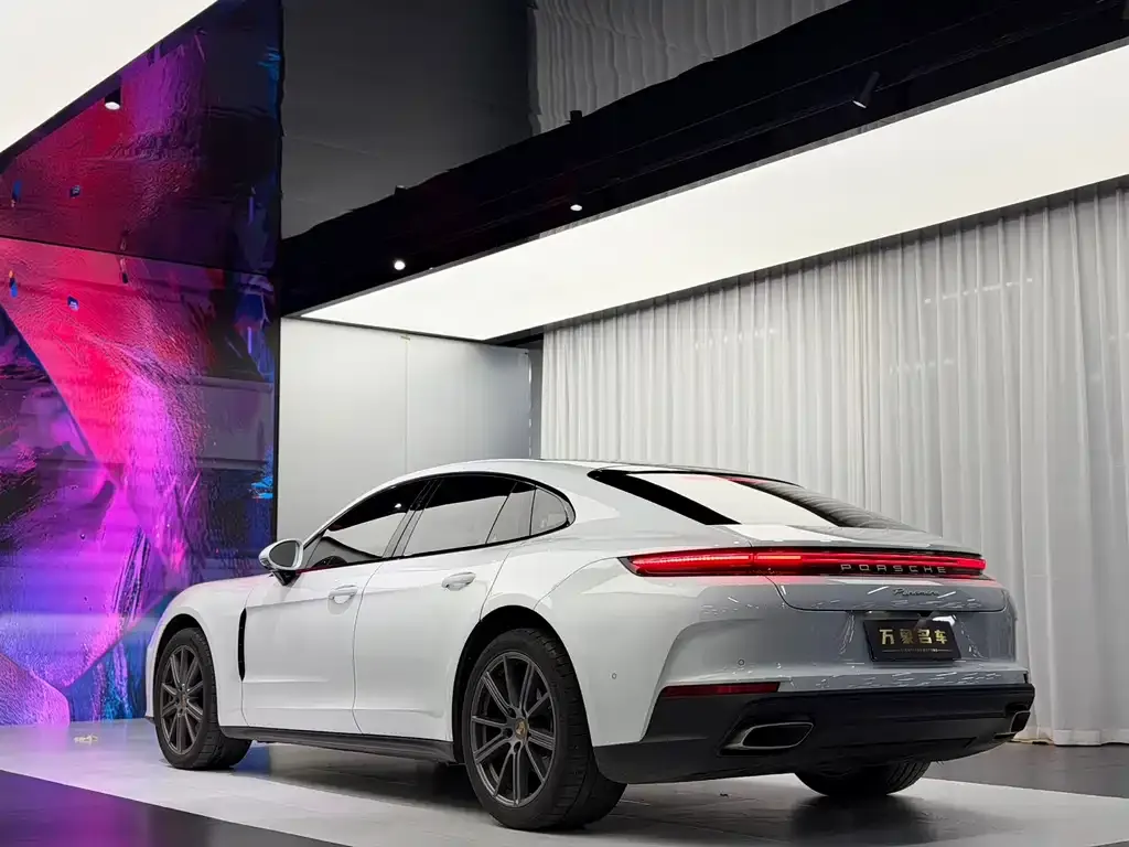 Porsche Panamera — фото 4
