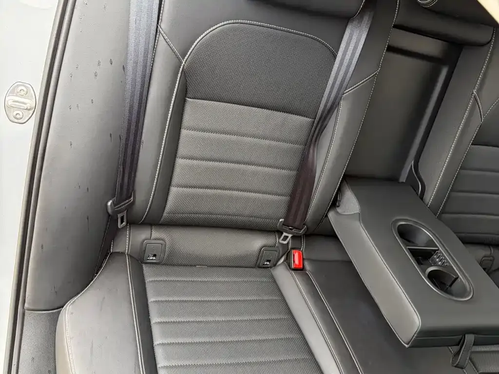 Skoda Superb — фото 9