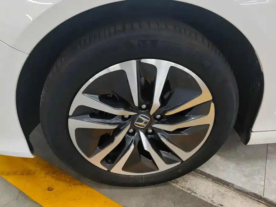 Honda Accord — фото 3