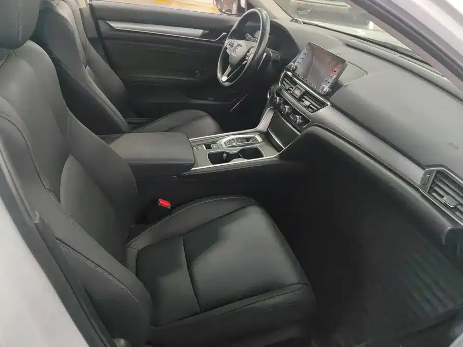 Honda Accord — фото 2