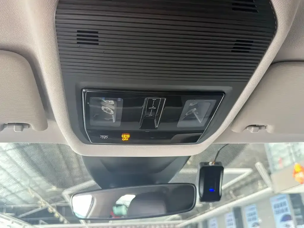 Skoda Octavia — фото 8