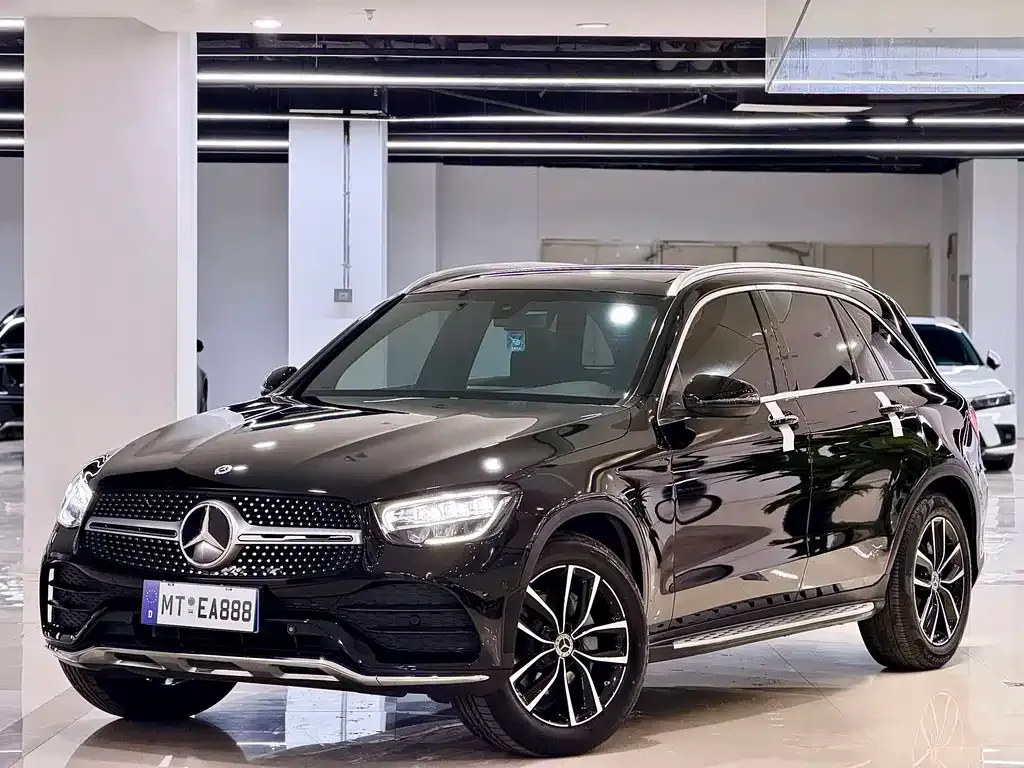 Mercedes-Benz GLC — фото 1