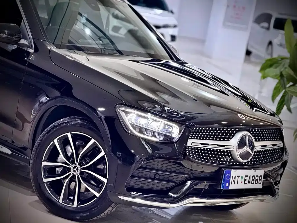 Mercedes-Benz GLC — фото 9