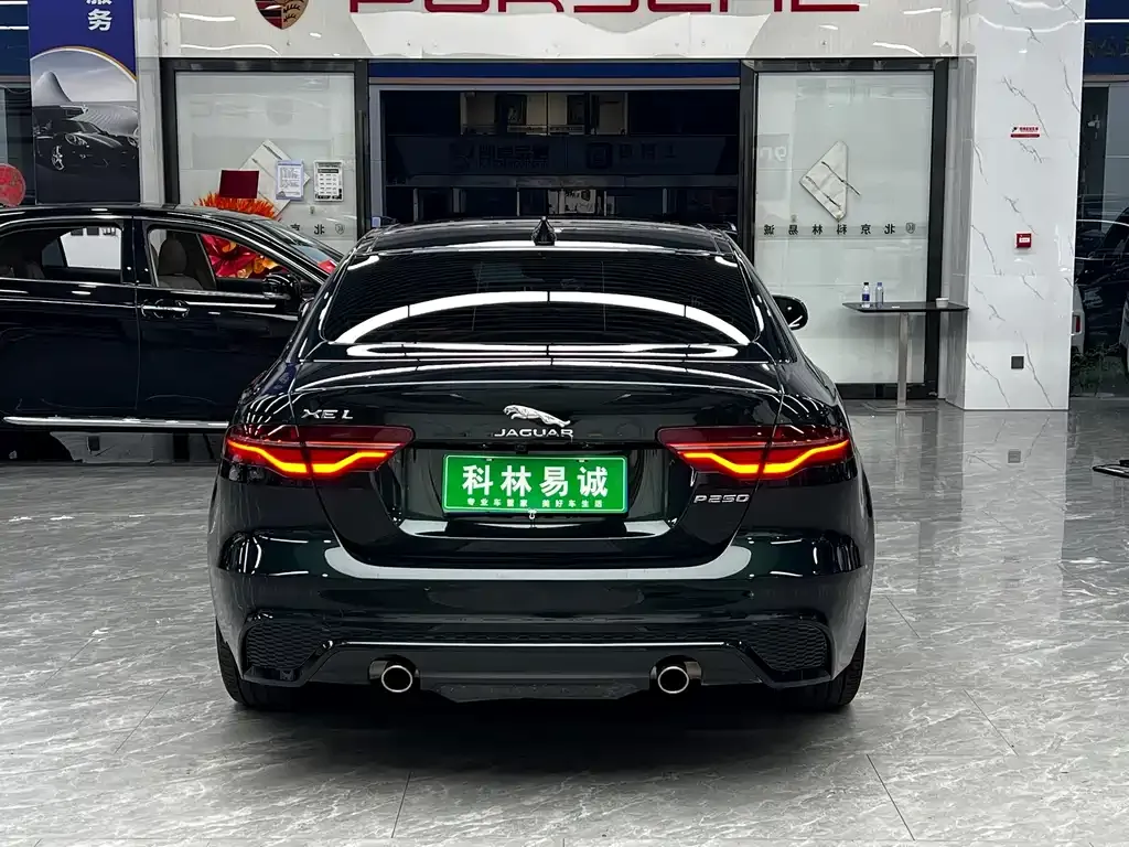 Jaguar XEL — фото 9