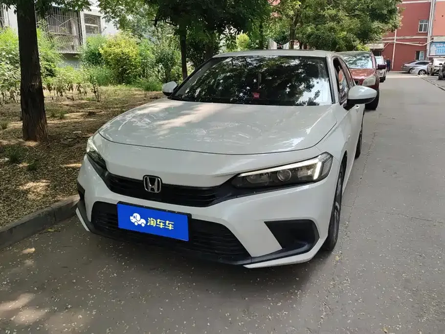 Honda Civic — фото 1