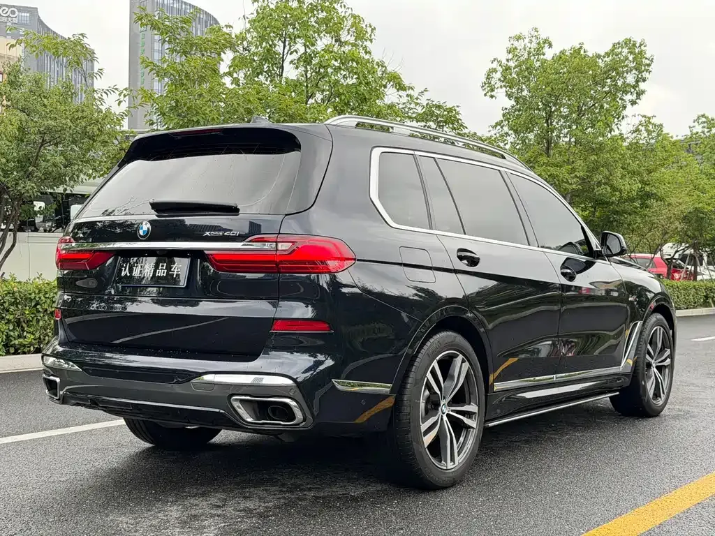 BMW X7 — фото 6
