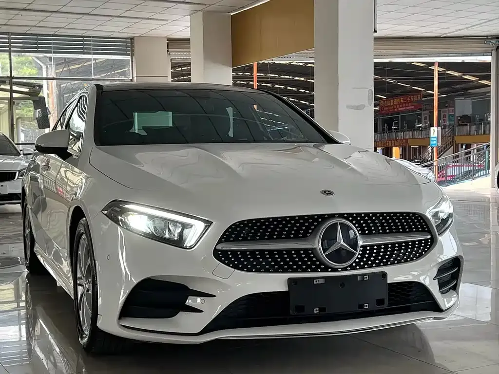 Mercedes-Benz A-Class — фото 6