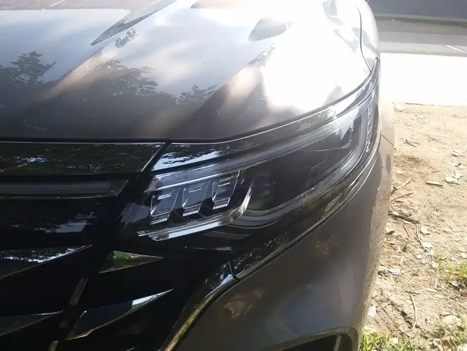 Roewe iMAX8 — фото 7