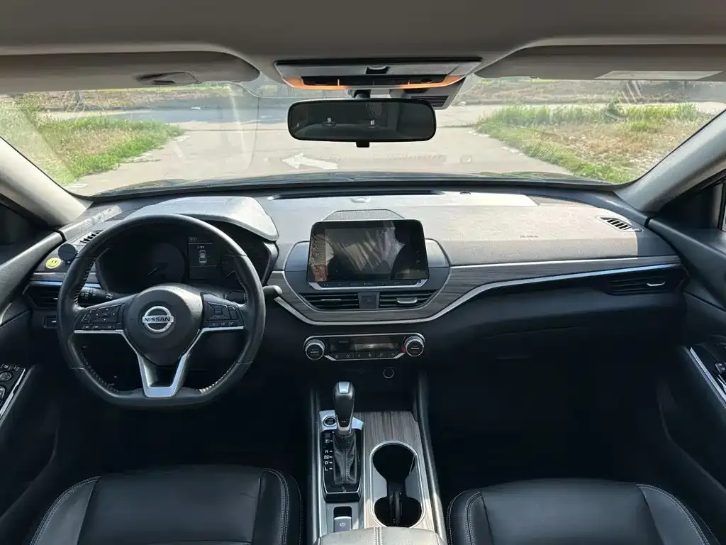 Nissan Teana — фото 2