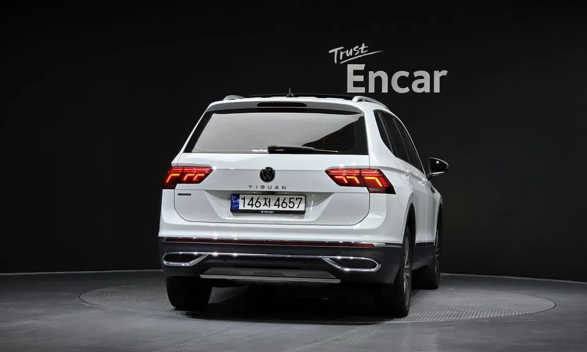 Volkswagen Tiguan — фото 4