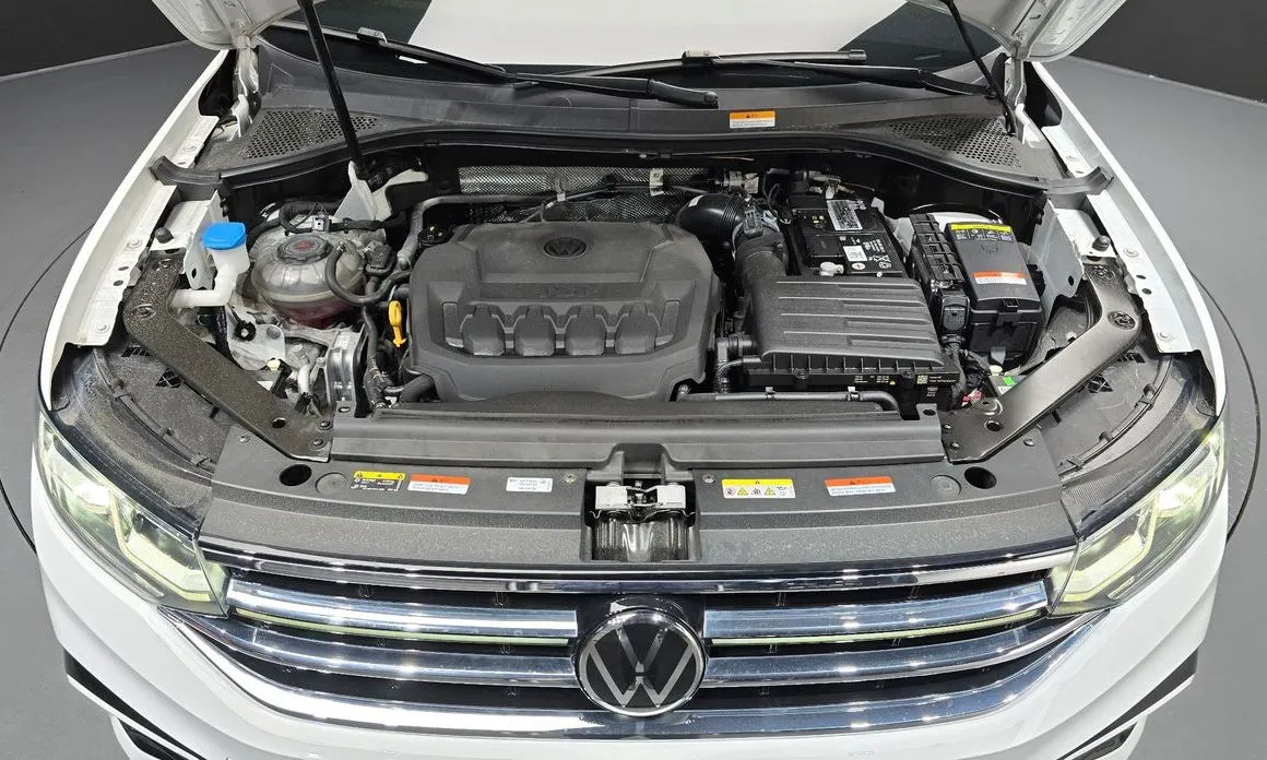 Volkswagen Tiguan — фото 9