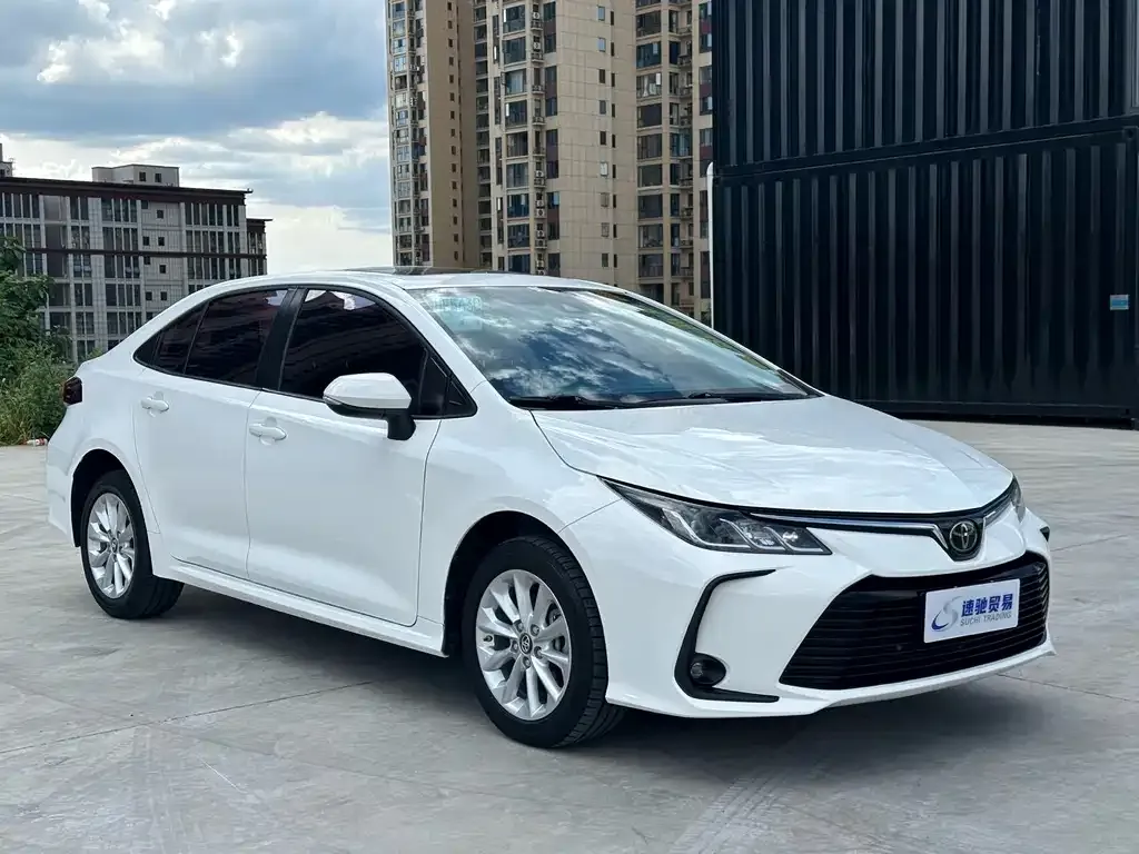 Toyota Corolla — фото 6