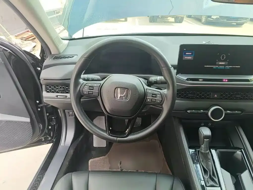 Honda Accord — фото 5