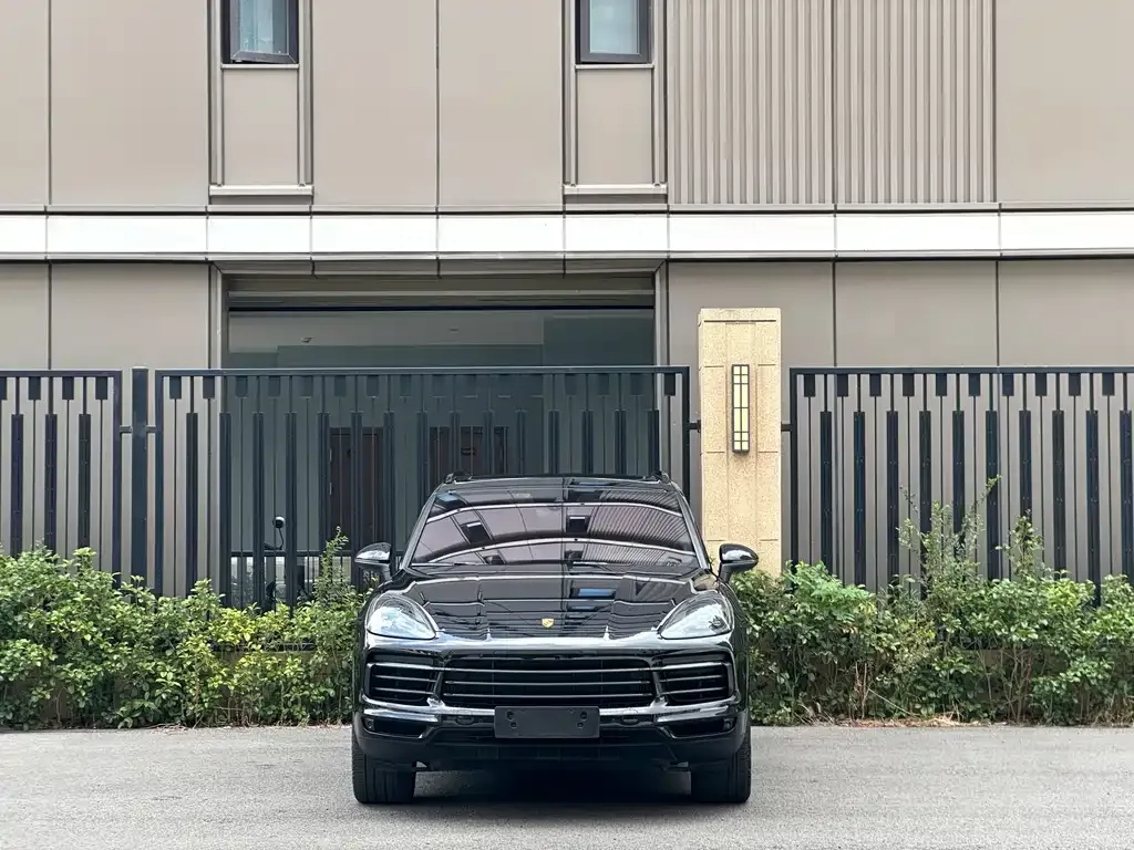 Porsche Cayenne Hybrid — фото 4