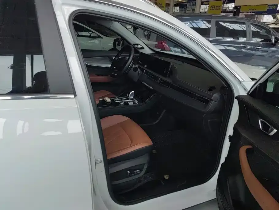 Chery Tiggo 8 PLUS — фото 8