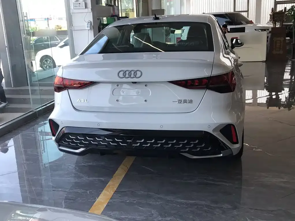 Audi A3 — фото 3