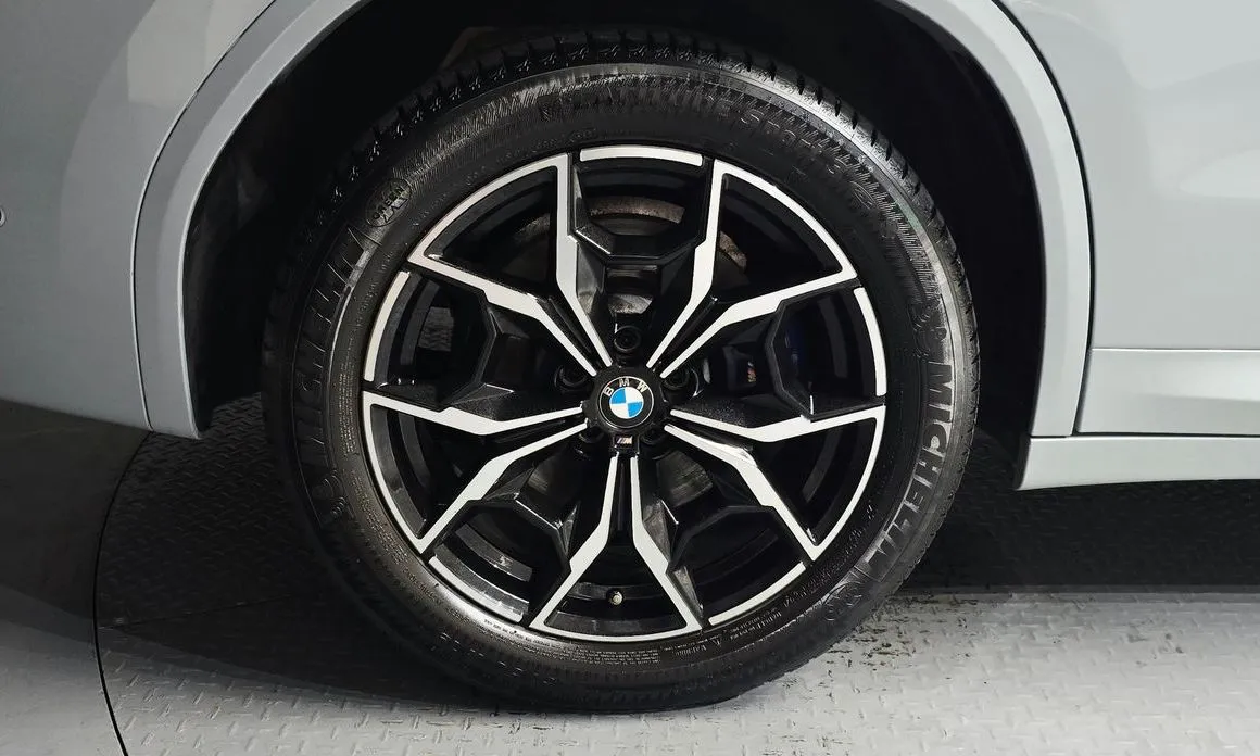 BMW X3 — фото 10