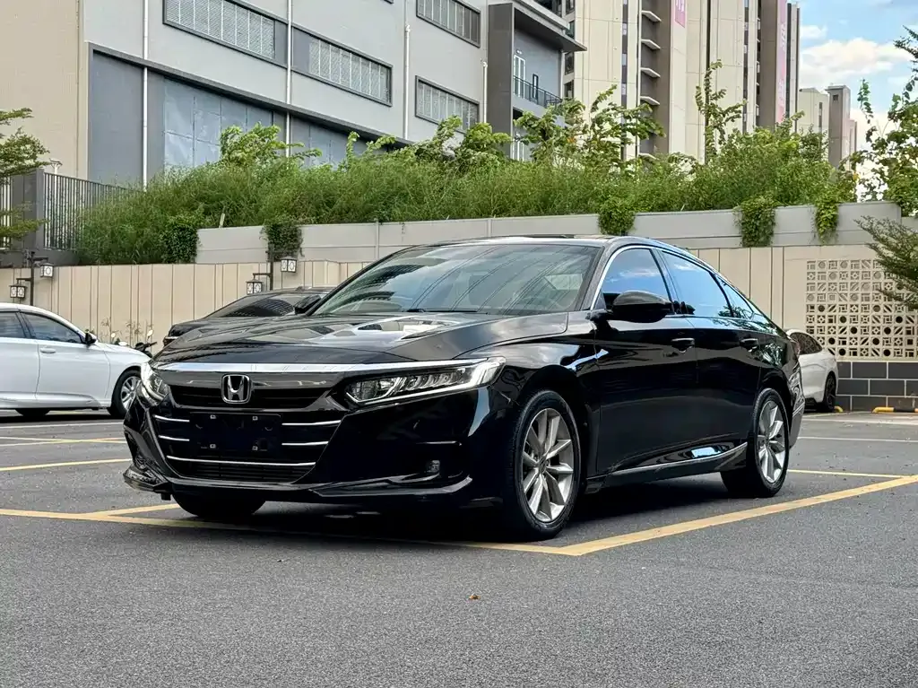 Honda Accord — фото 2