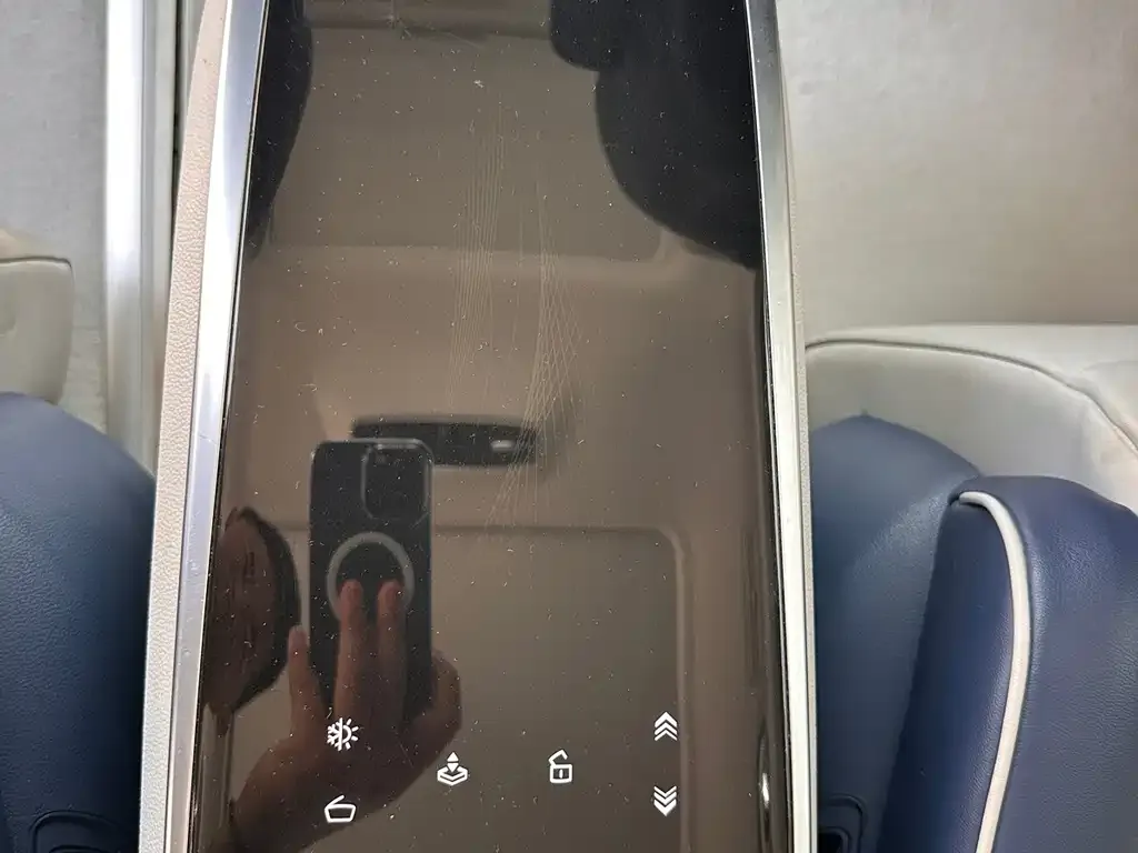 Roewe iMAX8 — фото 3