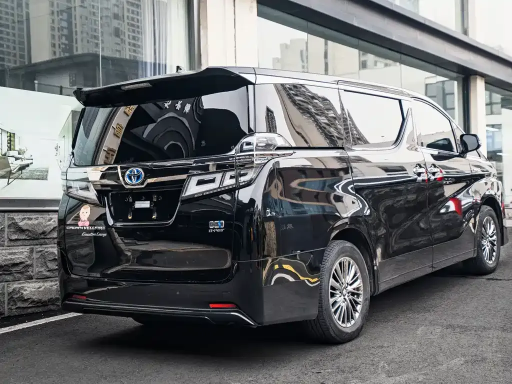 Toyota Vellfire — фото 9
