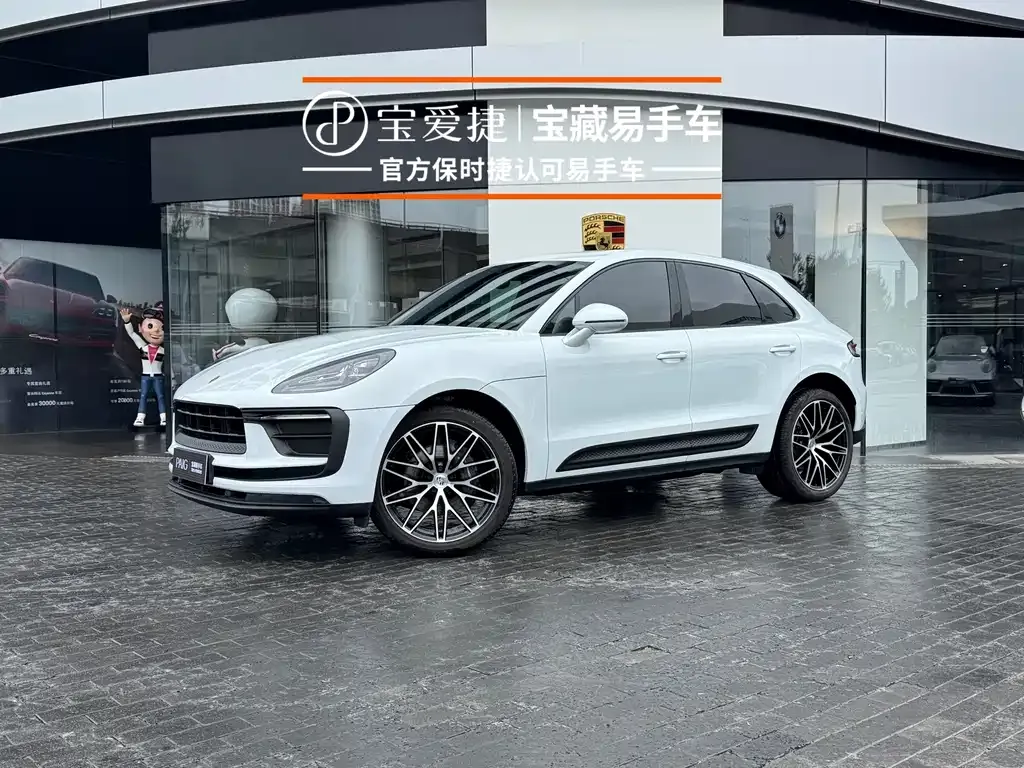 Porsche Macan — фото 1