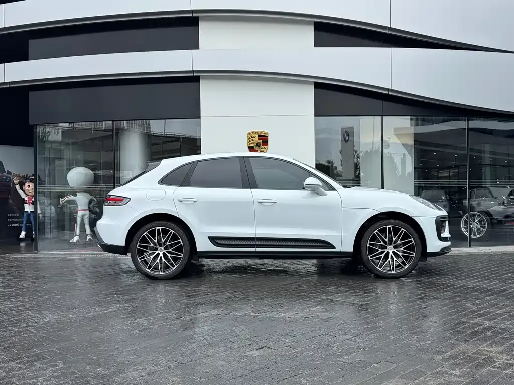Porsche Macan — фото 8