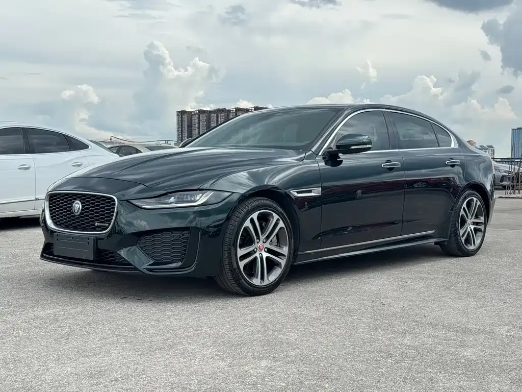 Jaguar XEL — фото 1