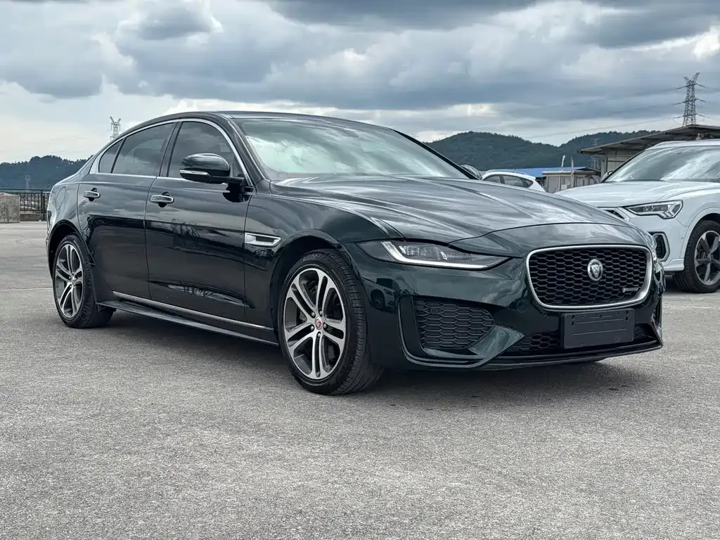Jaguar XEL — фото 9