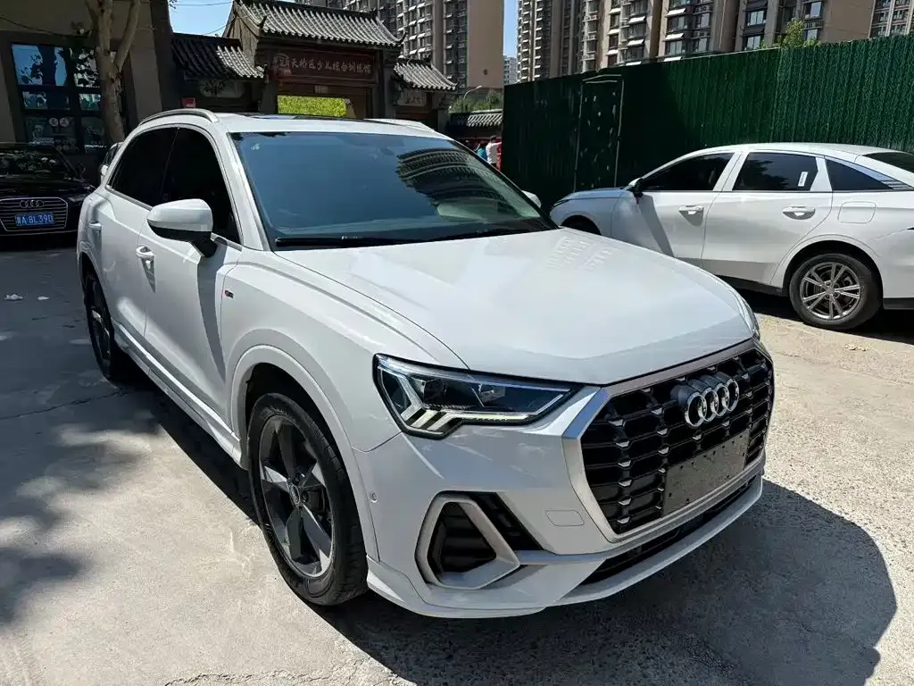 Audi Q3 — фото 5