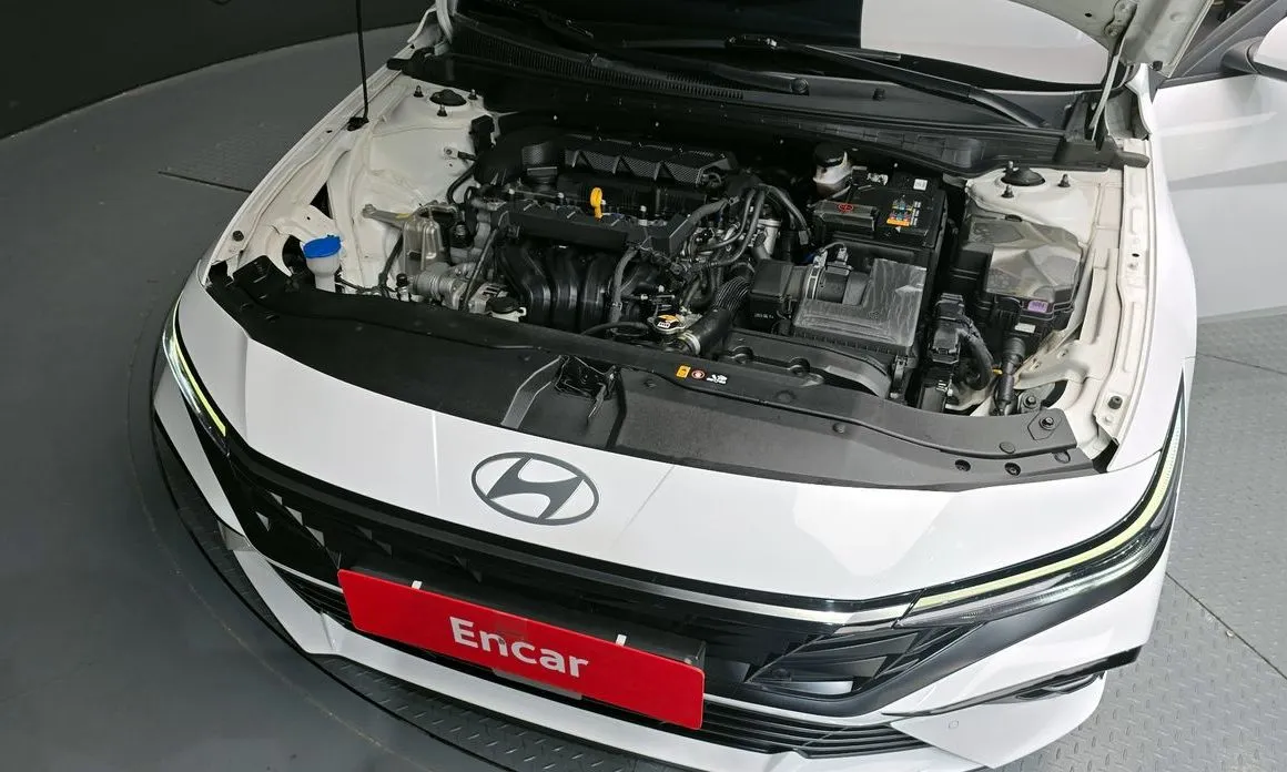 Hyundai AVANTE — фото 8