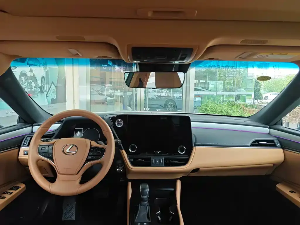 Lexus ES — фото 9