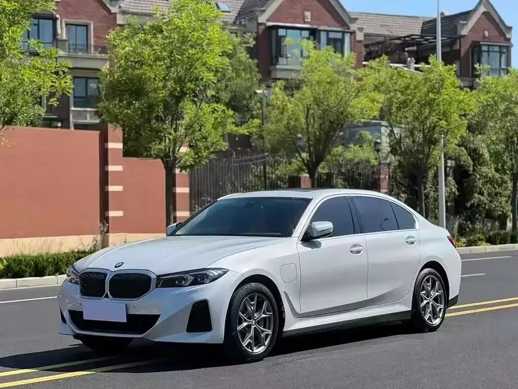 BMW i3 — фото 1