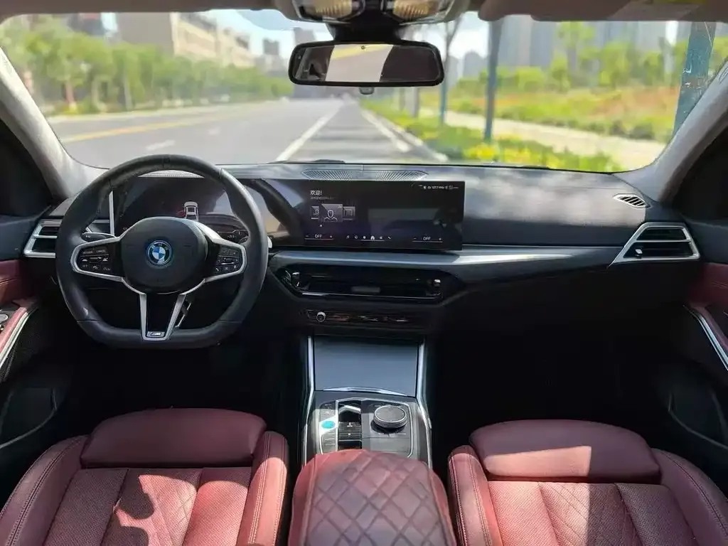 BMW i3 — фото 7