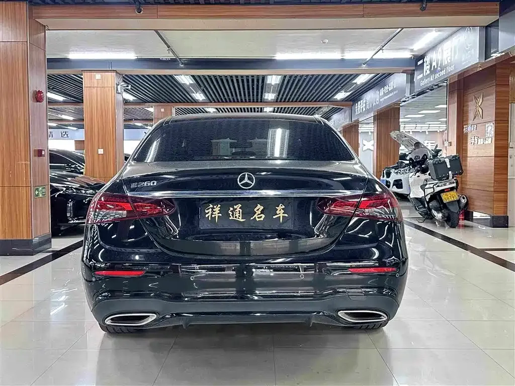 Mercedes-Benz E-Class (Import) — фото 5