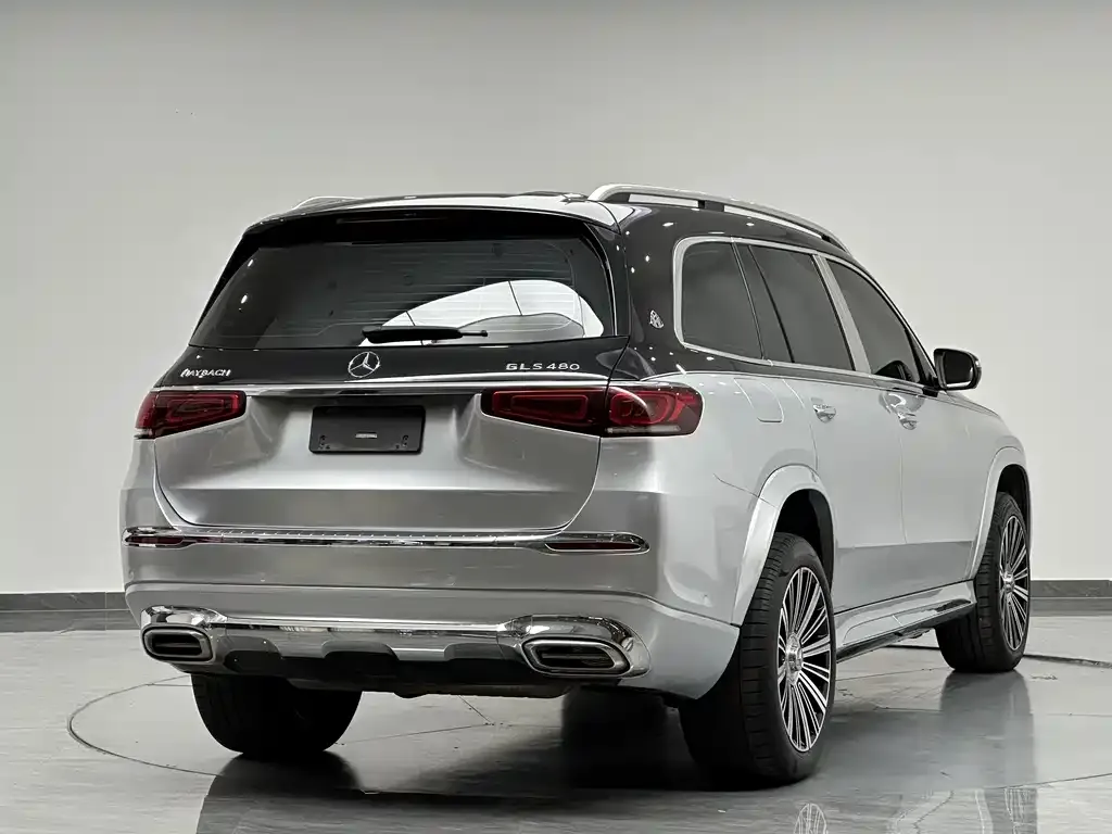 Mercedes-Benz GLS — фото 8