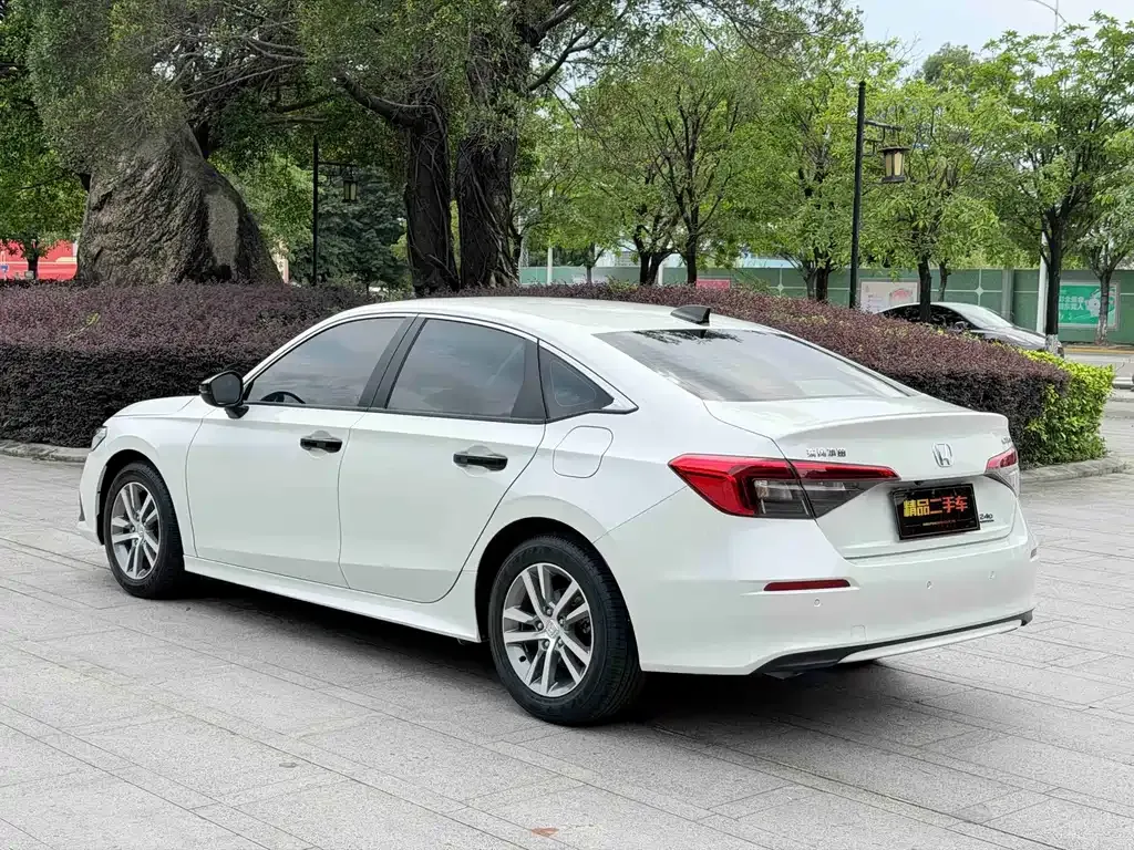 Honda Civic — фото 8