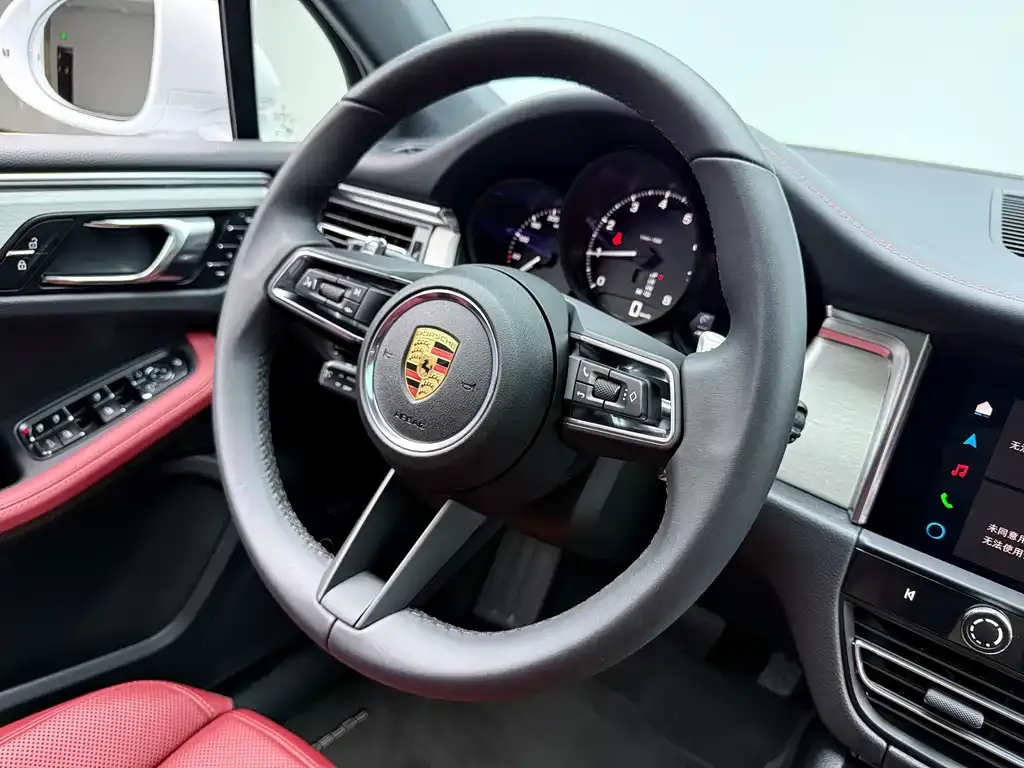 Porsche Macan — фото 3