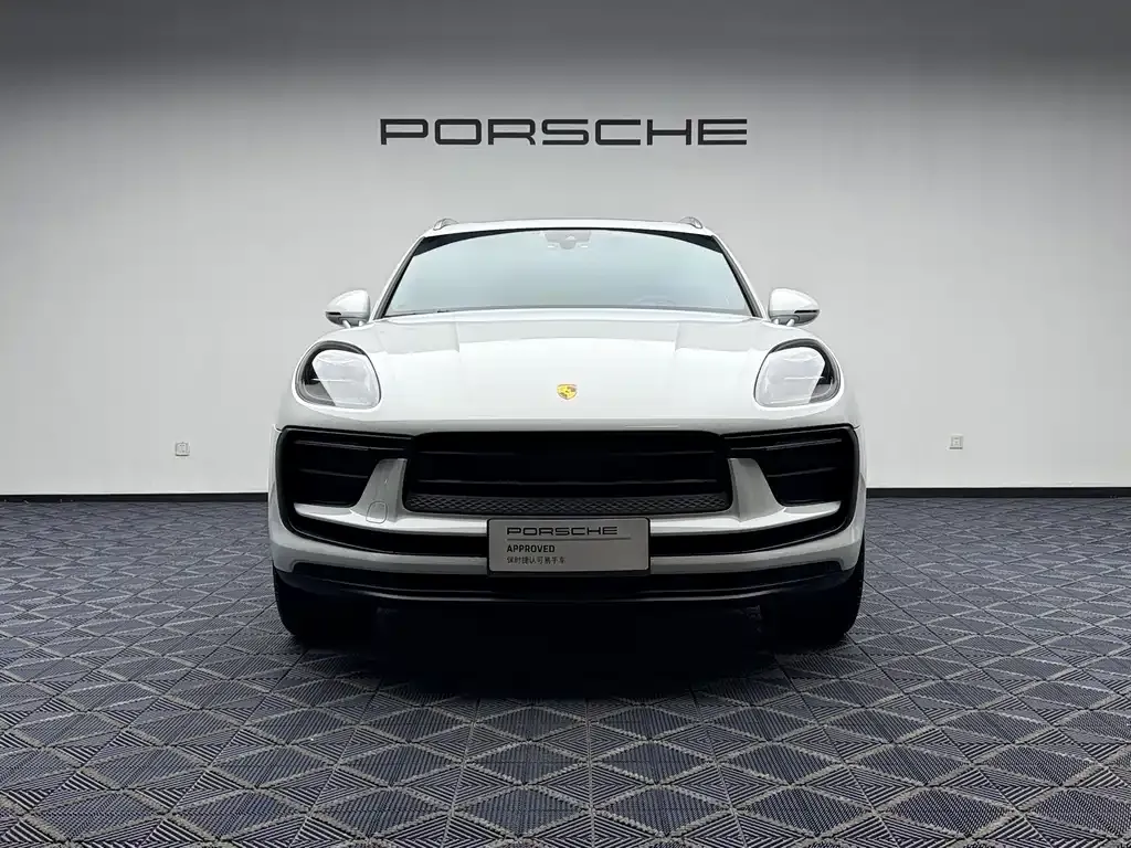 Porsche Macan — фото 7
